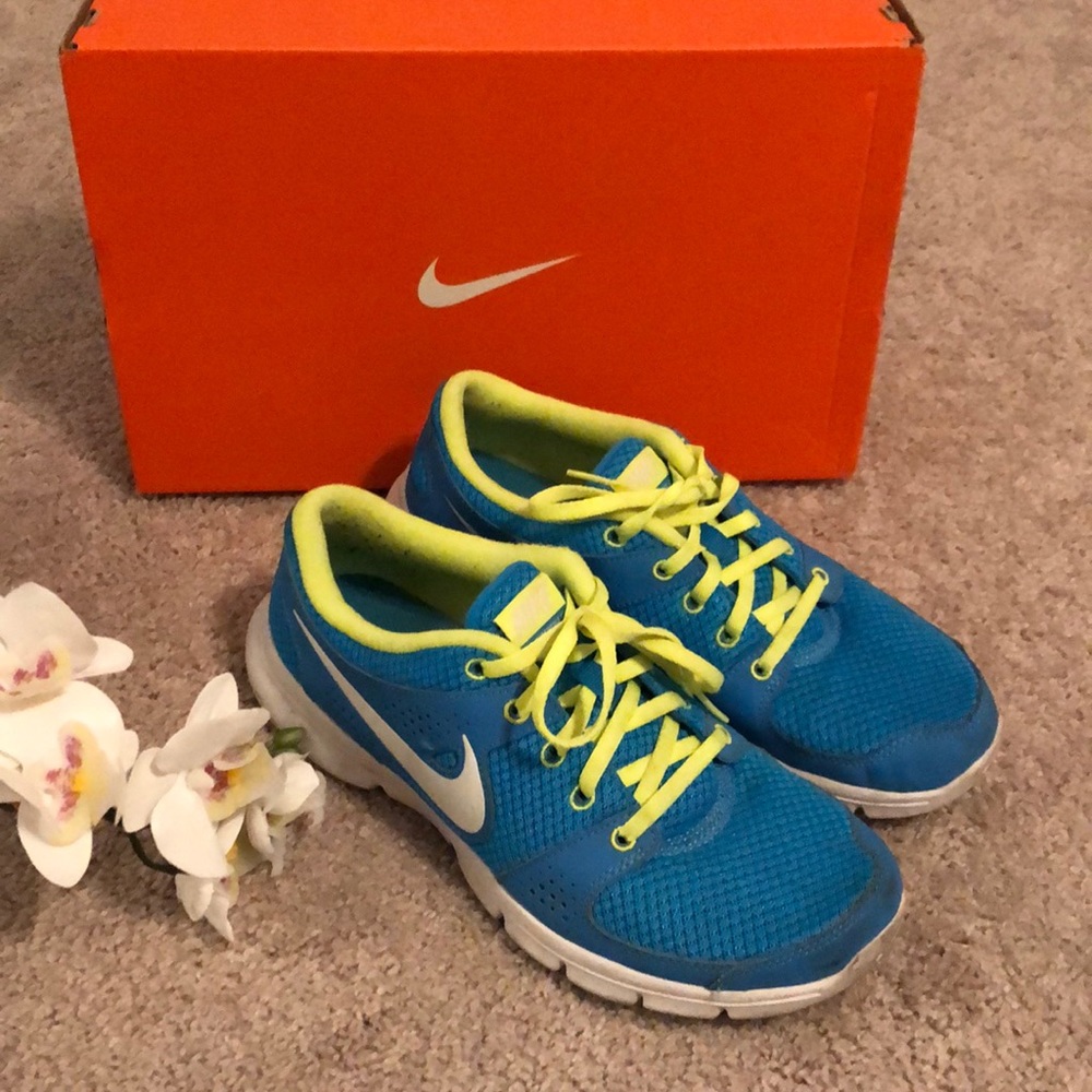 Nike flex experience run